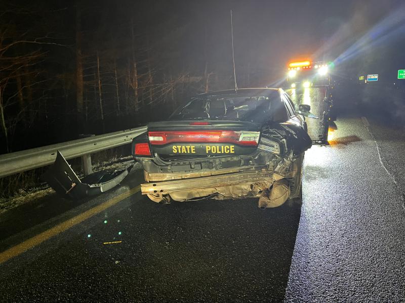 Massachusetts man accused of slamming into New Hampshire police cruiser on Interstate 93